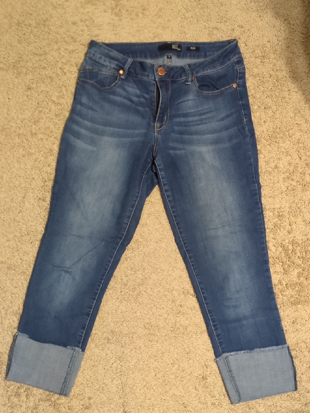1822 Denim Mid-Rise Ankle Cuffed Jeans - Blue Wash
